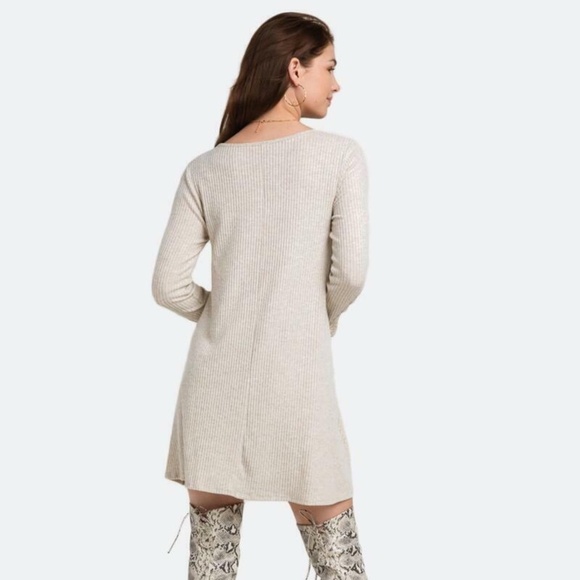 Francesca's ALYA Women Lace Long Sleeve Mini Tunic Dress Heather Oat XSS - Picture 2 of 4